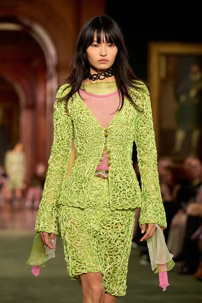 Look 103